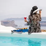 Hotel Cape 9 & Akrotírion
