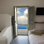 Cape 9 & 5* Akrotírion