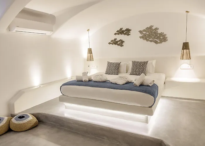 Cape 9 & ホテル Akrotírion