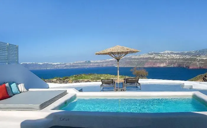 Cape 9 & 5* Akrotírion