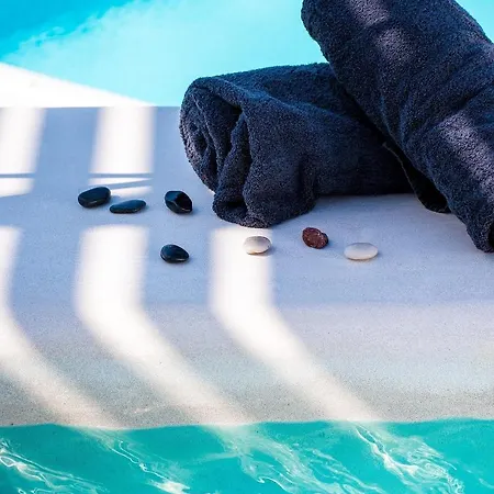 Cape 9 Villas&suites Akrotírion